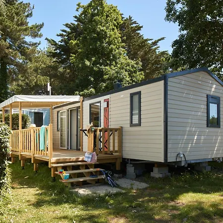 Au Soir D'ete Camping *