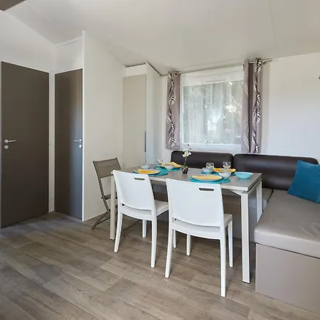 Au Soir D'ete Camping *