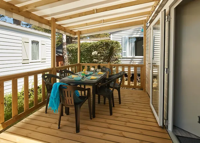 Au Soir D'ete 캠프장 Mesquer